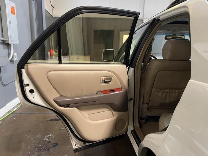 2002 lexus rx 300 with 170606 miles for sale near elk-river, minnesota 89352668f75649ffbd539566cf7fa02c.jpg