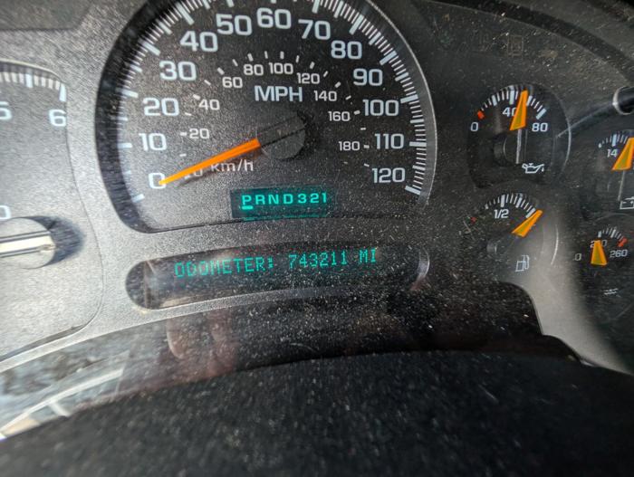 2005 chevrolet silverado-2500hd work-truck-crew-cab-short-bed-4wd with 743212 miles for sale near elk-river, minnesota 896e7fbe30c240f8be551cf10d865e1e.jpg