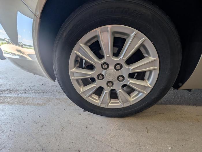 2012 buick regal base with 50524 miles for sale near elk-river, minnesota 8972d9b3c7454ee4bba5742c1f079410.jpg