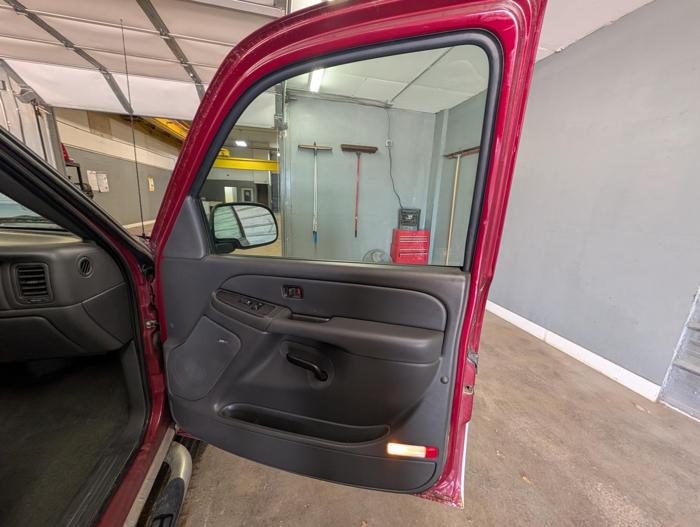 2006 gmc sierra-1500 sl-ext.-cab-4wd with 169458 miles for sale near elk-river, minnesota 89b00a2b6a2543e9ab9ba6ffb0ea3131.jpg