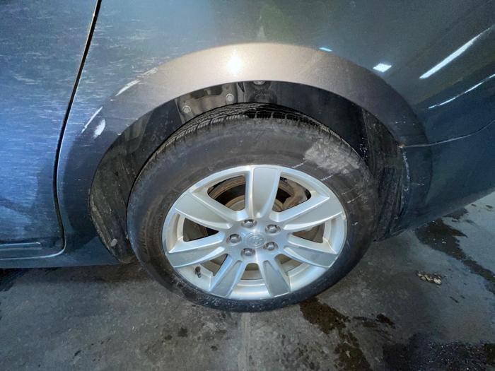 2011 buick lacrosse cxl-fwd with 125585 miles for sale near elk-river, minnesota 89bbbc0ccdd545169dfd708ce2770a55.jpeg