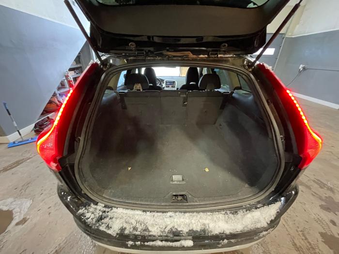 2011 volvo xc60 3.2 with 206105 miles for sale near elk-river, minnesota 89bde985d81349adac1d2fbc5a56cd91.jpeg