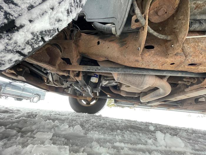 2004 chevrolet suburban 1500-4wd with 177654 miles for sale near fridley, minnesota 89c26e21a60848f6bd4b4e304125063d.jpeg