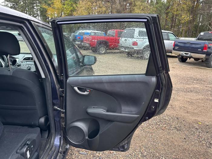 2009 honda fit sport-5-speed-mt with 126542 miles for sale near elk-river, minnesota 8a0a5811eda1419e928b16c567dcdd9c.jpg