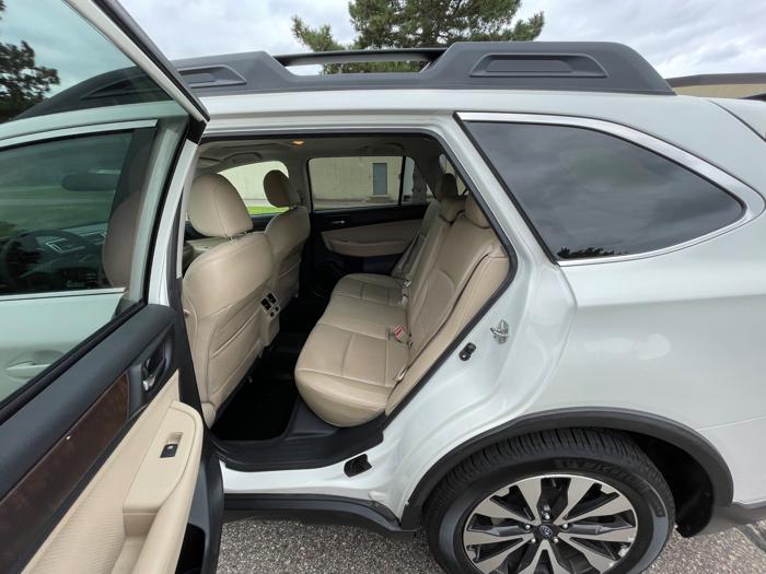 2015 subaru outback 2.5i-limited with 165500 miles for sale near eden-prairie, minnesota 8a1a982d1af6449a8a7d26cb9003491a.jpeg