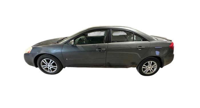 2006 pontiac g6 v6-sedan with 179225 miles for sale near elk-river, minnesota 8a207ec1982b43239cc880c8c085cf33.jpg