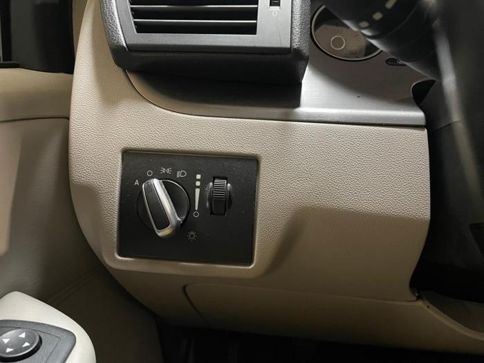 2009 volkswagen routan sel with 175091 miles for sale near elk-river, minnesota 8a422f0903cf44018718d18b76435a76.jpg