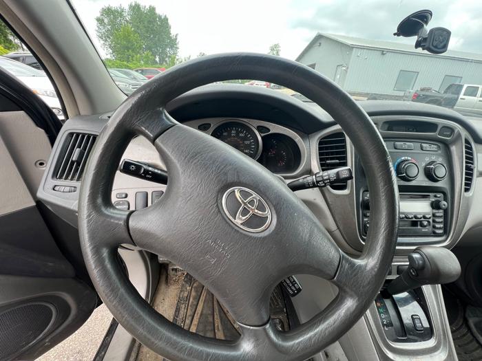 2003 toyota highlander v6-4wd with 200874 miles for sale near savage, minnesota 8a4b32f3716c44839dd8a8987adf2d37.jpeg