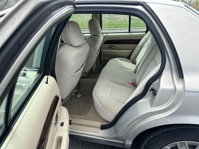 2007 mercury grand-marquis gs for sale near elk-river, minnesota 8a696533b242452dbf488a53f7d97d52.jpeg