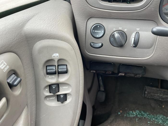 2002 chrysler town-and-country ex--touring-edition with 145628 miles for sale near elk-river, minnesota 8ad96d23ce824e438c32a5f95b4a881f.jpg
