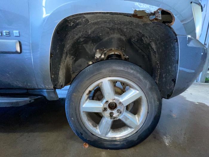 2008 chevrolet avalanche ls-4wd with 219447 miles for sale near elk-river, minnesota 8adca248c46c40afabd26afbfc8185ef.jpeg