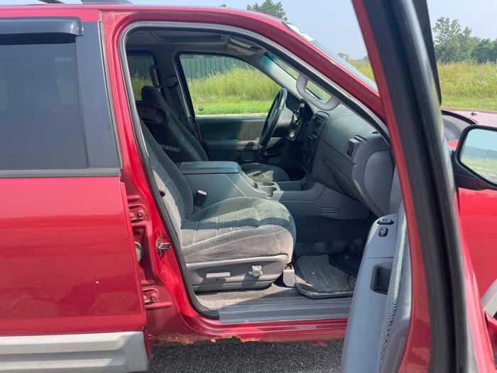 2002 ford explorer with 268813 miles for sale near elk-river, minnesota 8af06607177649249bc00fd899019c02.jpeg