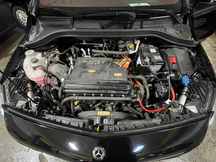 2017 mercedes-benz b250 with 38982 miles for sale near elk-river, minnesota 8b1ed987f81a4aec8ba8cf174dc0e7bb.jpg