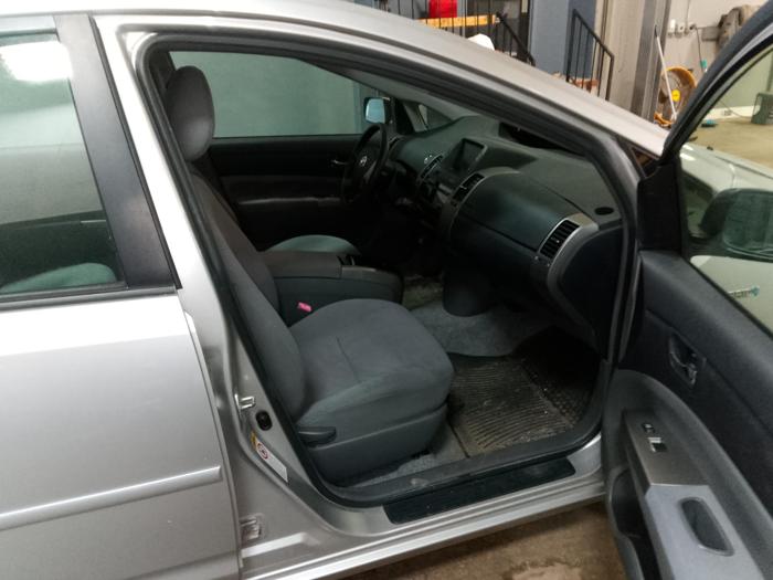 2007 toyota prius 4-door-liftback with 176312 miles for sale near elk-river, minnesota 8b36373fe427494385fbae4d753b35a3.jpg