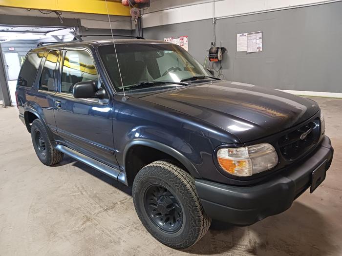 2000 ford explorer sport-2-door-4wd with 125619 miles for sale near elk-river, minnesota 8b6b238c3f0341faa51f17e2c7345b24.jpg
