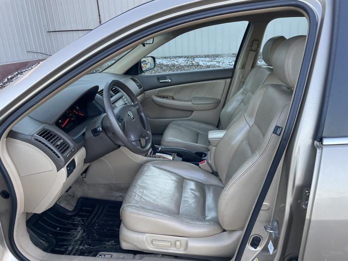 2004 honda accord ex-v6 with 250349 miles for sale near elk-river, minnesota 8b6bd19725d444dfbe33bc7635be535c.jpg