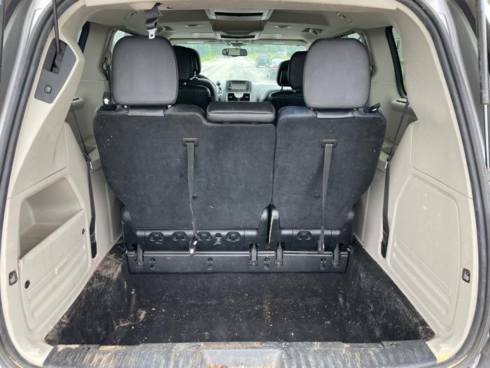 2016 chrysler town-&-country touring-l with 141316 miles for sale near elk-river, minnesota 8b7c9be08c3449b2aa25c8d87af55c13.jpeg