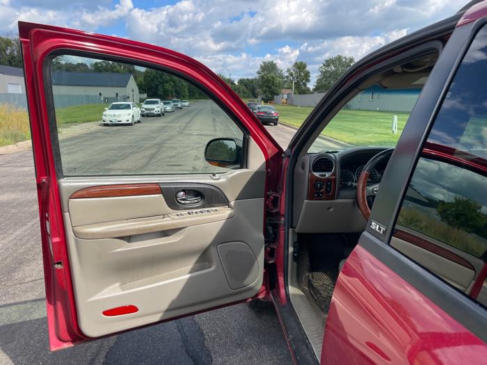 2004 gmc envoy sle-4wd with 259738 miles for sale near elk-river, minnesota 8b84244b2bc8455da4d2dc214a24874e.jpeg