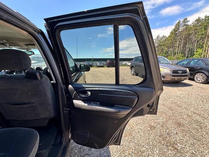 2006 gmc envoy sle-4wd for sale near elk-river, minnesota 8b8ab35d594845e2bfd17b64383ecb40.jpeg