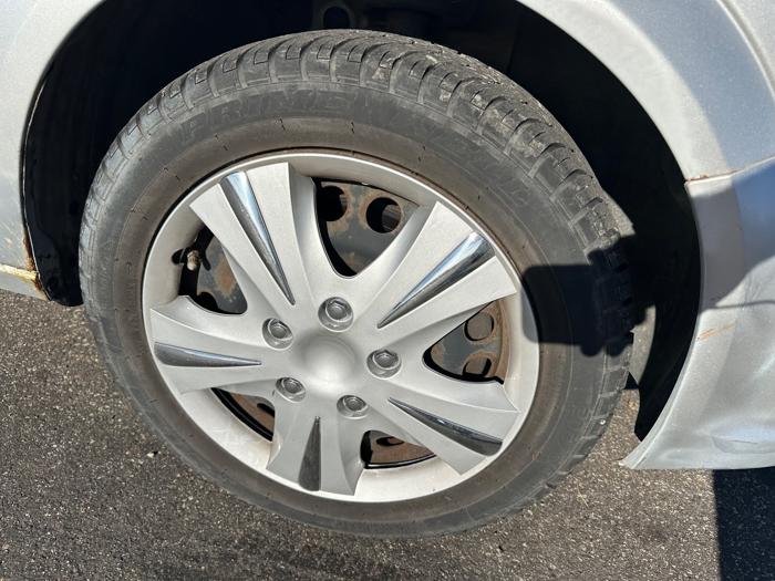 2008 saturn astra xe-5-door with 150817 miles for sale near elk-river, minnesota 8b8f131f5b834b1c9c92fae4102f878b.jpeg