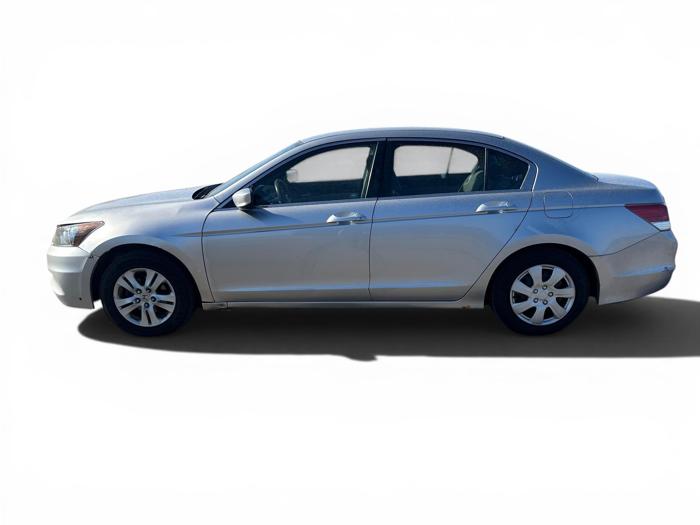 2012 honda accord lx-sedan-at with 224945 miles for sale near elk-river, minnesota 8b92ae27800d44ccb3d886a4472aee4b.jpg