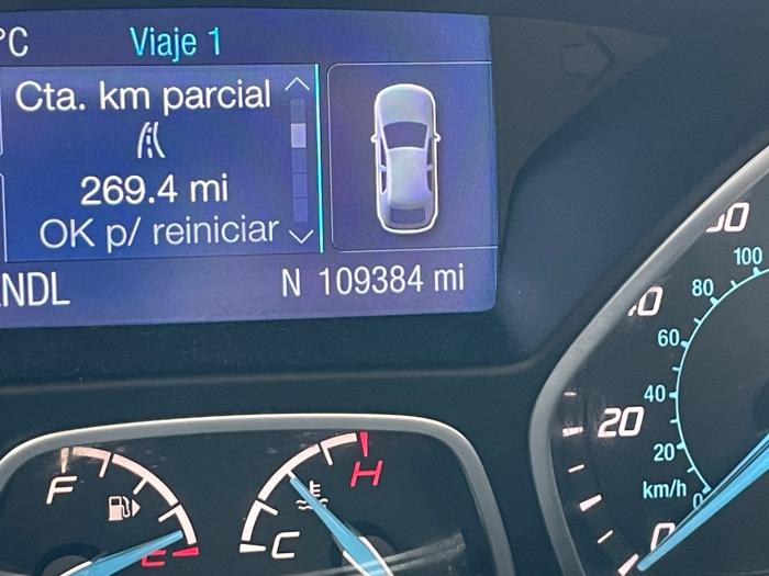 2014 ford focus se-sedan with 109384 miles for sale near burnsville, minnesota 8b9e8b859a1c448c8fe3130917730951.jpeg