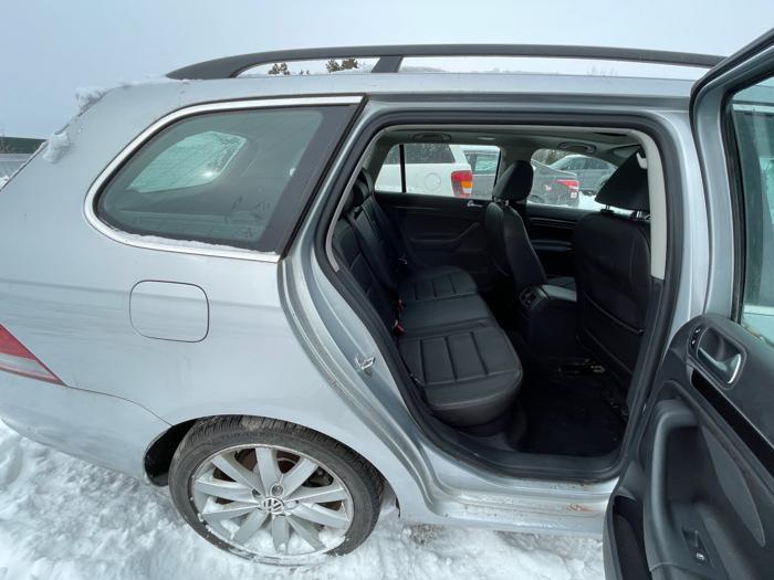 2013 volkswagen jetta-sportwagen 2.0l-tdi with 126085 miles for sale near elk-river, minnesota 8ba02f474fc3497992527dbdc8a80a2b.jpeg