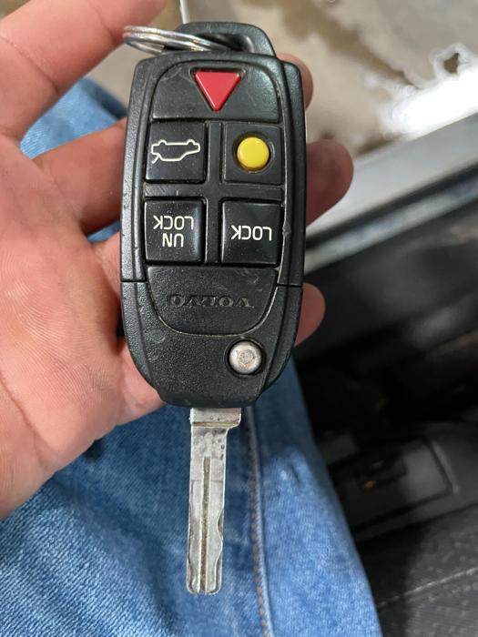 2007 volvo s60 base with 169772 miles for sale near elk-river, minnesota 8ba1221aa2774507a1c8c280b08d0ea3.jpg