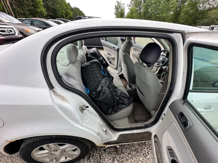 2005 chevrolet cobalt ls-sedan with 197332 miles for sale near elk-river, minnesota 8bc4c443581246e1b9cea8cce3edfb0f.jpeg