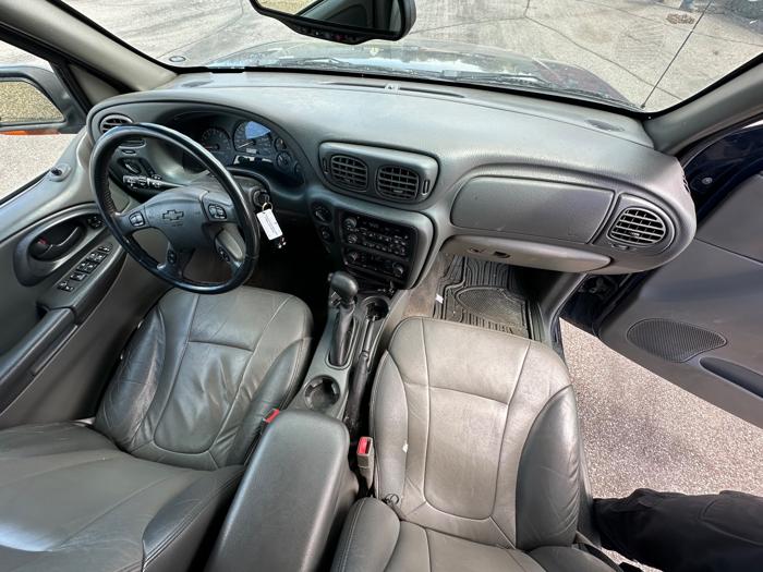 2002 chevrolet trailblazer ls-4wd with 203457 miles for sale near elk-river, minnesota 8bd2f05473bd4b2f895f218adbd69ec5.jpeg