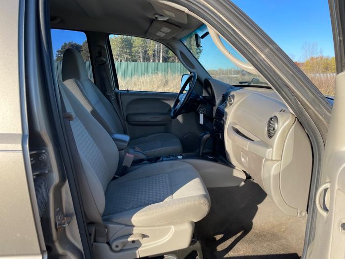 2007 jeep liberty sport-4wd with 179296 miles for sale near elk-river, minnesota 8bd9806c7e344c6fb160e15b56908371.jpeg