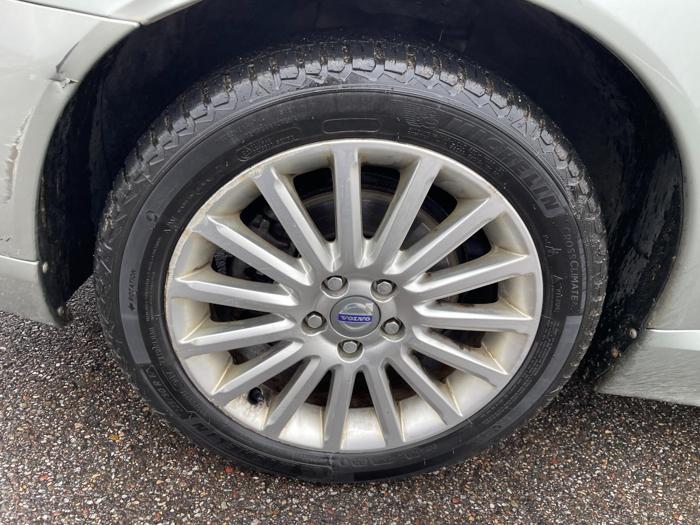 2007 volvo s80 3.2 with 180149 miles for sale near elk-river, minnesota 8be2bee4e19640b2a3828f1c53bee271.jpg