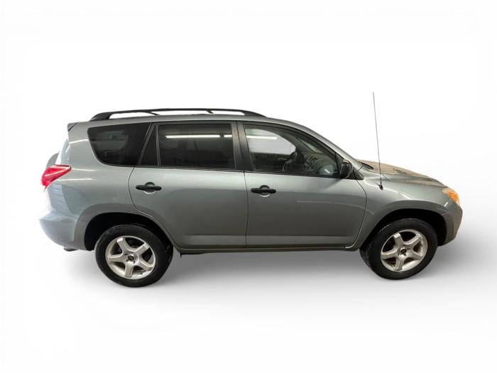 2008 toyota rav4 base-i4-4wd with 302581 miles for sale near elk-river, minnesota 8bec324ad3aa40d8b84e0ba3214da186.jpg