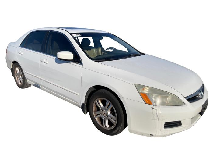 2007 honda accord ex-l-sedan-at with 221067 miles for sale near elk-river, minnesota 8bef4f985d5f4c718fab8be5ce6ede66.jpg