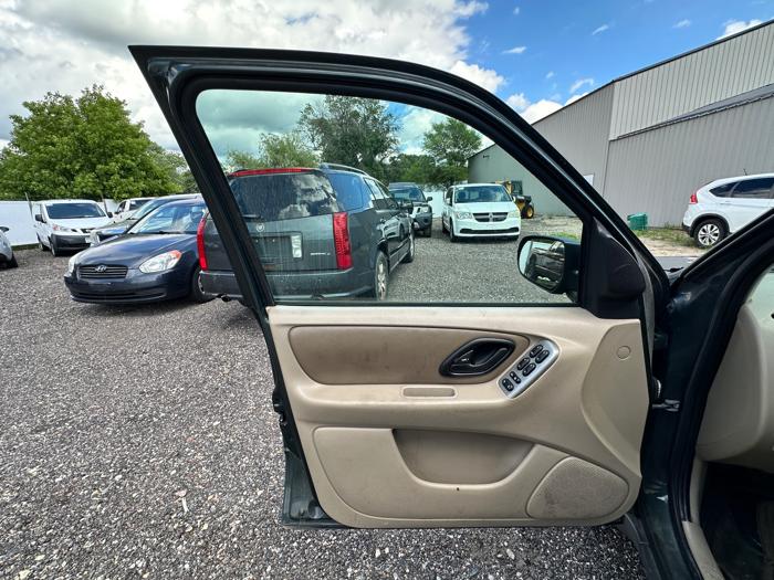 2003 ford escape xlt-popular-2-4wd with 165026 miles for sale near elk-river, minnesota 8befa67b975d47dd8505dd14fc7f7cf3.jpeg