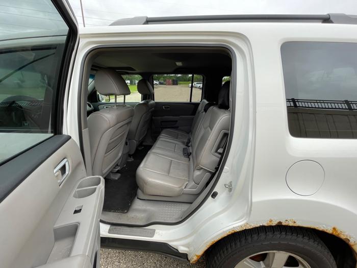 2009 honda pilot ex-l-4wd with 269405 miles for sale near burnsville, minnesota 8c0c51849c9d47598d8f8d980de79ad1.jpeg