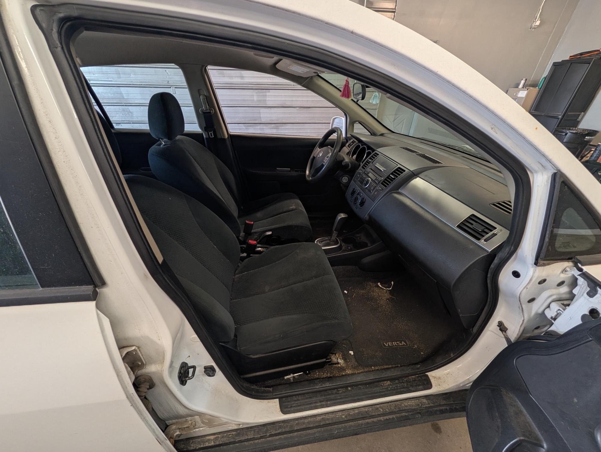 2012 nissan versa 1.8-sl-hatchback with 235732 miles for sale near elk-river, minnesota 8c200b8a771344419596c19bde9723e9.jpg
