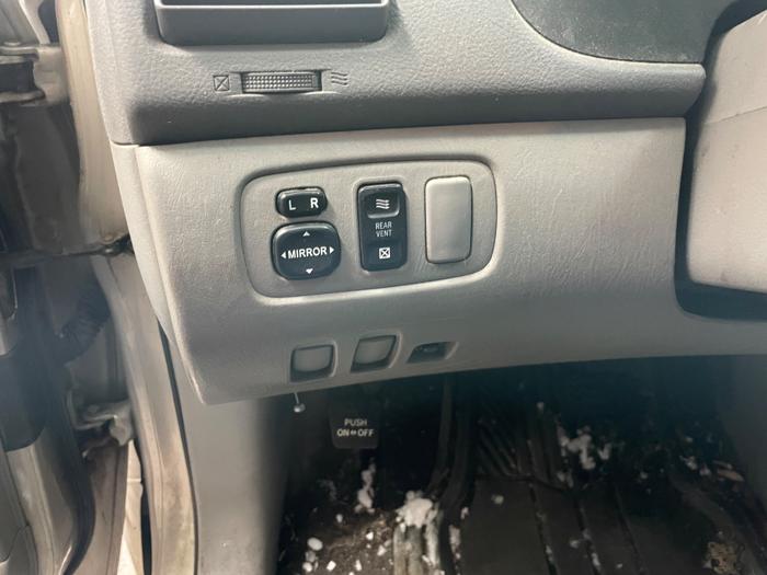 2006 toyota sienna le-7-passenger with 313437 miles for sale near elk-river, minnesota 8c6fd2b43b874d04b32d001dafcebce5.jpeg