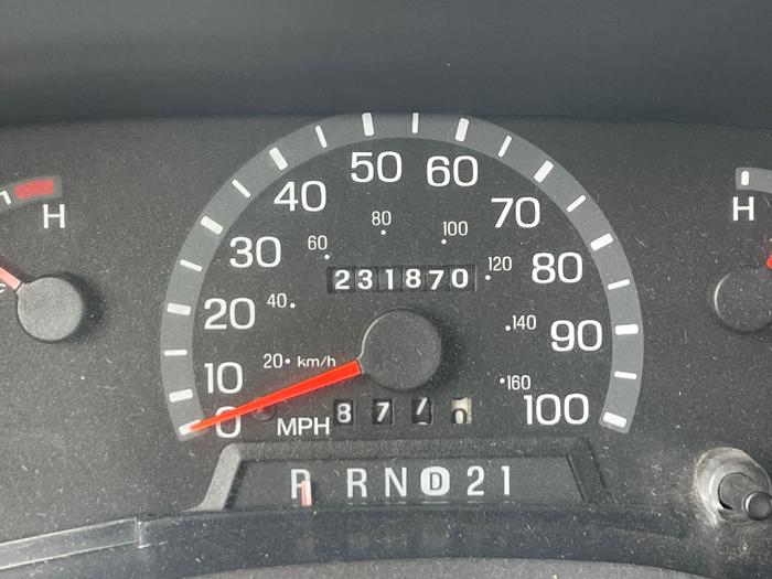 2002 ford econoline e350-super-duty-extended with 231870 miles for sale near elk-river, minnesota 8c8c132dfbeb45cf89c03e576c11c336.jpeg