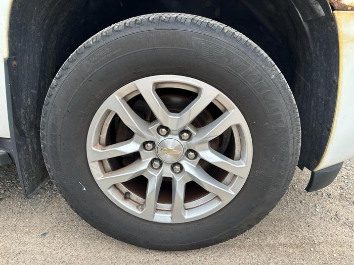 2009 chevrolet suburban lt1-1500-4wd with 242331 miles for sale near elk-river, minnesota 8c90dc54f0804d5ab42d45a57bb41085.jpg