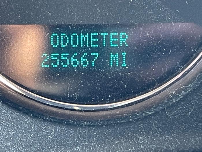 2007 chevrolet suburban lt1-1500-4wd with 255688 miles for sale near fridley, minnesota 8ca280b53a834547b8d8781d1f42b241.jpeg