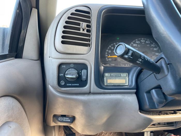 1999 gmc suburban 1500-4wd with 201982 miles for sale near elk-river, minnesota 8cb1afa9cba24fc9991332995b0f56c9.jpeg