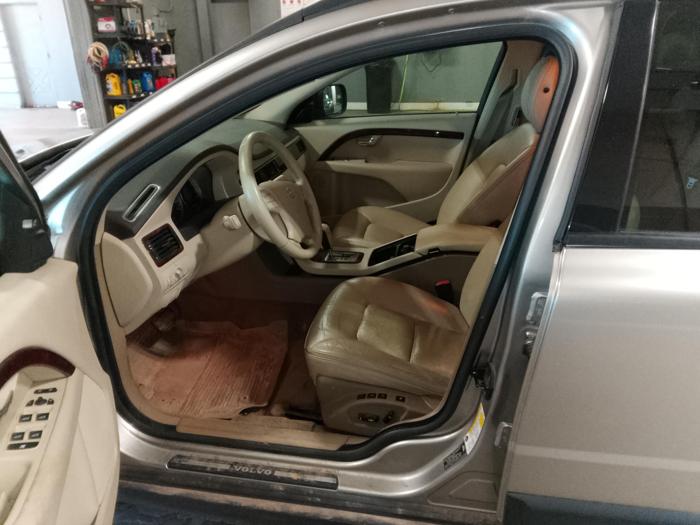 2008 volvo xc70 cross-country with 124785 miles for sale near elk-river, minnesota 8cc338c0e9424bd4899347dacd1bb0df.jpg