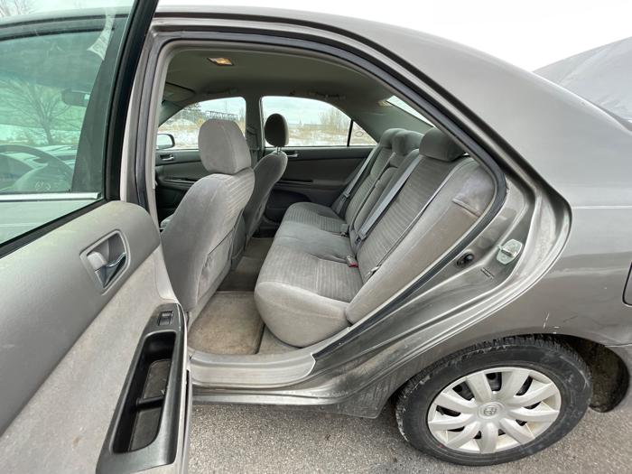2006 toyota camry standard with 325466 miles for sale near elk-river, minnesota 8cdfd92337ca4b0bb3b02d5626bfae24.jpeg