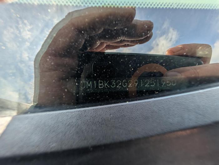2009 mazda mazda3 i-sport-4-door with 175914 miles for sale near elk-river, minnesota 8ce4bf017f894075afa9927870e8dea1.jpg