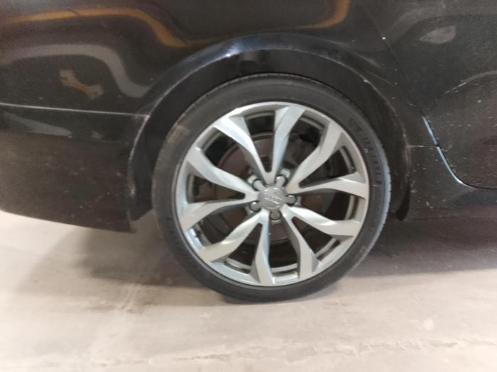 2013 audi a6 3.0t-quattro-tiptronic with 152148 miles for sale near elk-river, minnesota 8d1046dfb1884f60b52fd4149dcd7c04.jpg