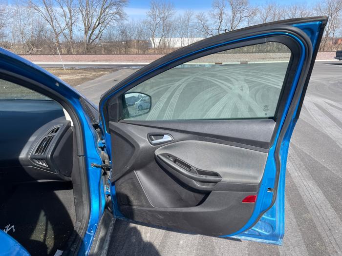 2014 ford focus se-sedan with 153546 miles for sale near rochester, minnesota 8d2f9567c71e49f2bd983e9a2fd56fea.jpeg