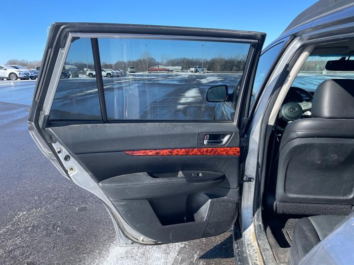 2011 subaru outback 2.5i-limited with 220160 miles for sale near alexandria, minnesota 8d414a92200a40a6b546d686ac7729d8.jpeg