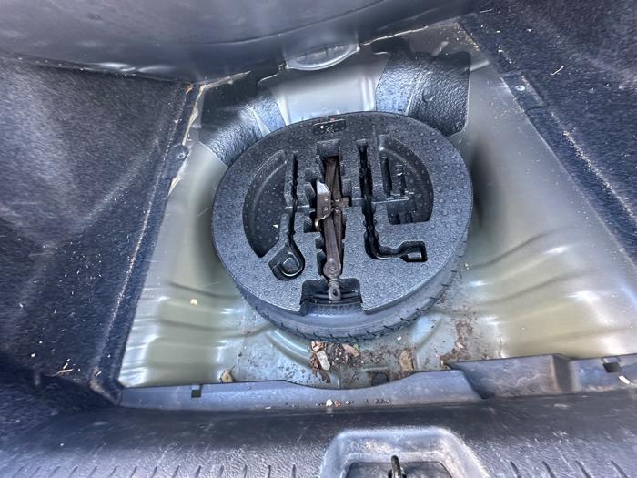 2009 honda civic lx-sedan-5-speed-at with 123359 miles for sale near elk-river, minnesota 8d73f80a74fd4f89af748122c9582cb7.jpeg