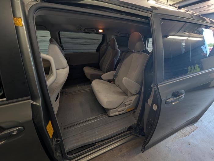 2011 toyota sienna le-8-pass-v6 with 180000 miles for sale near elk-river, minnesota 8d7f84efc3b749ff89f2f8d26bea2c51.jpg